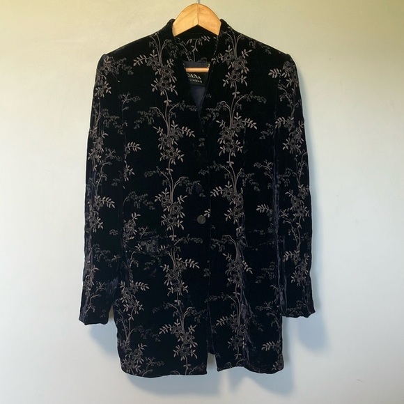 Dana Buchman Vintage Rayon Viscose Silk Blend Black Floral Embroidery Jacket - Picture 1 of 9